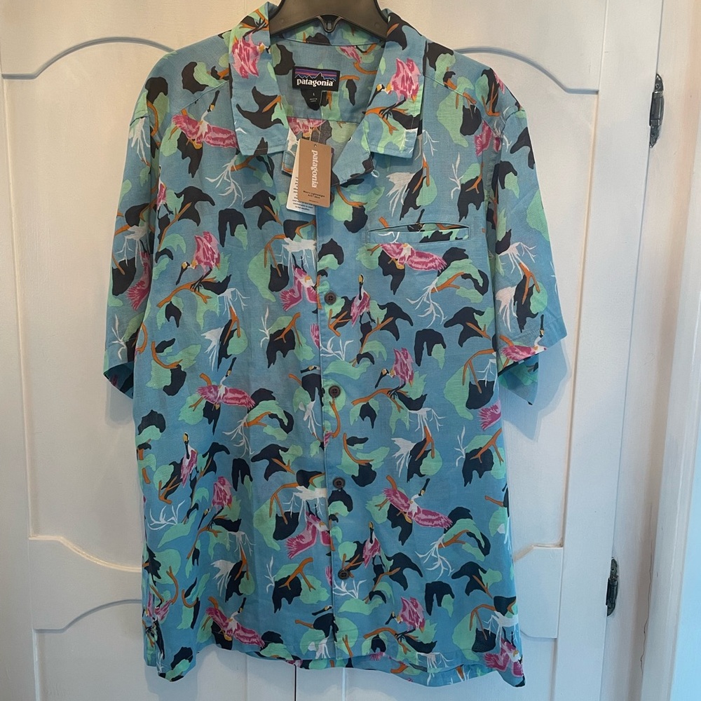 New Men’s Patagonia Shirts- Tags still on. Large